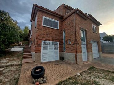 House with balcony for sale in CAN GORDI