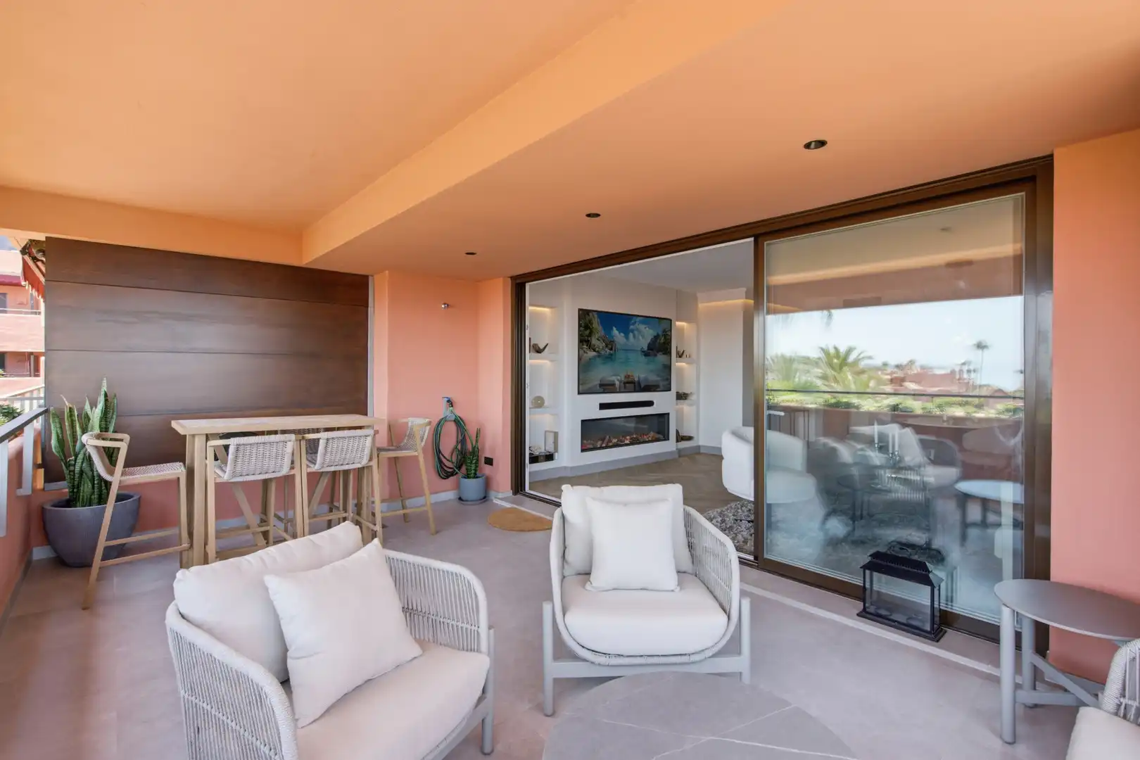 Terraza de Ático en venta en Estepona con Terraza, Piscina y Piscina comunitaria