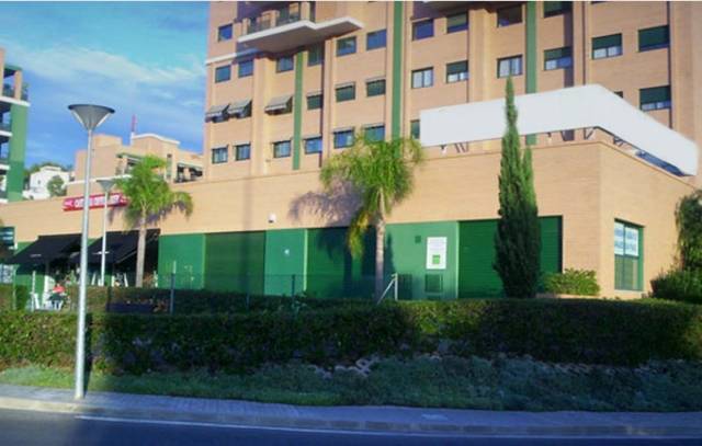 Local comercial en Alquiler en Casas Verdes