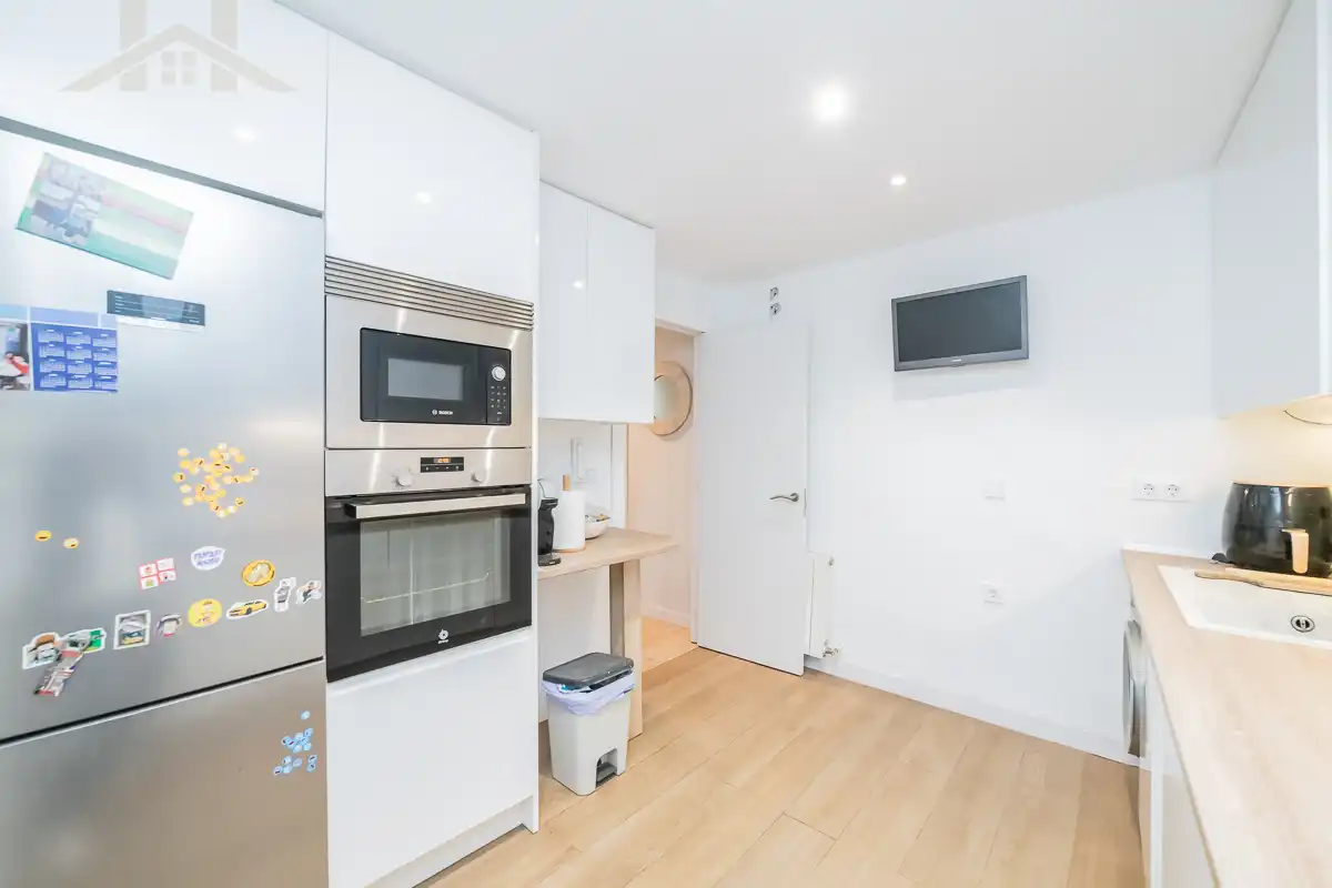 Cocina de Dúplex en venta en Sevilla la Nueva con Aire acondicionado, Calefacción y Balcón