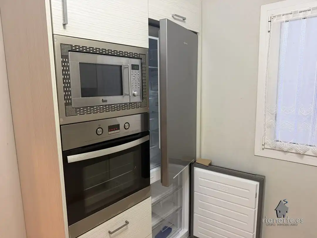 Appartamento con ascensore in vendita a Calle Manuel Caso de la Villa, imagen 6