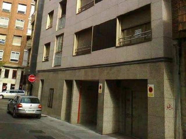 Garaje en Venta en Pedro De La Gasca, 18 en Caño Argales