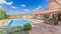 Exterior view of House or chalet for sale in Caldes d'Estrac  with Air Conditioner, Heating and Private garden