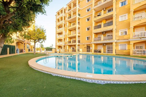 Swimming pool of Apartment for sale in Torrevieja  with Furnished and Community pool