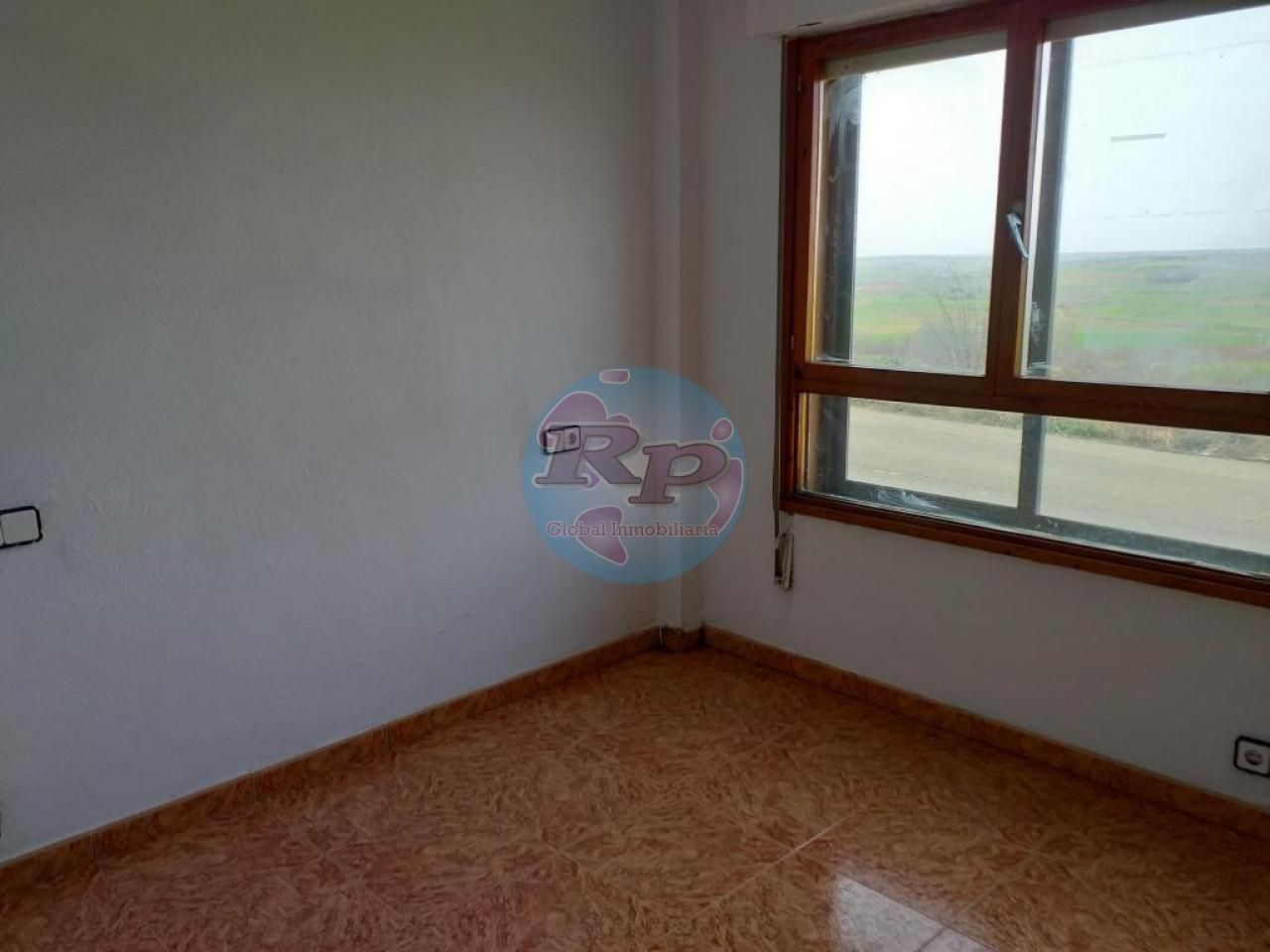 Schlafzimmer von Wohnungen zum verkauf in Valderas mit Heizung