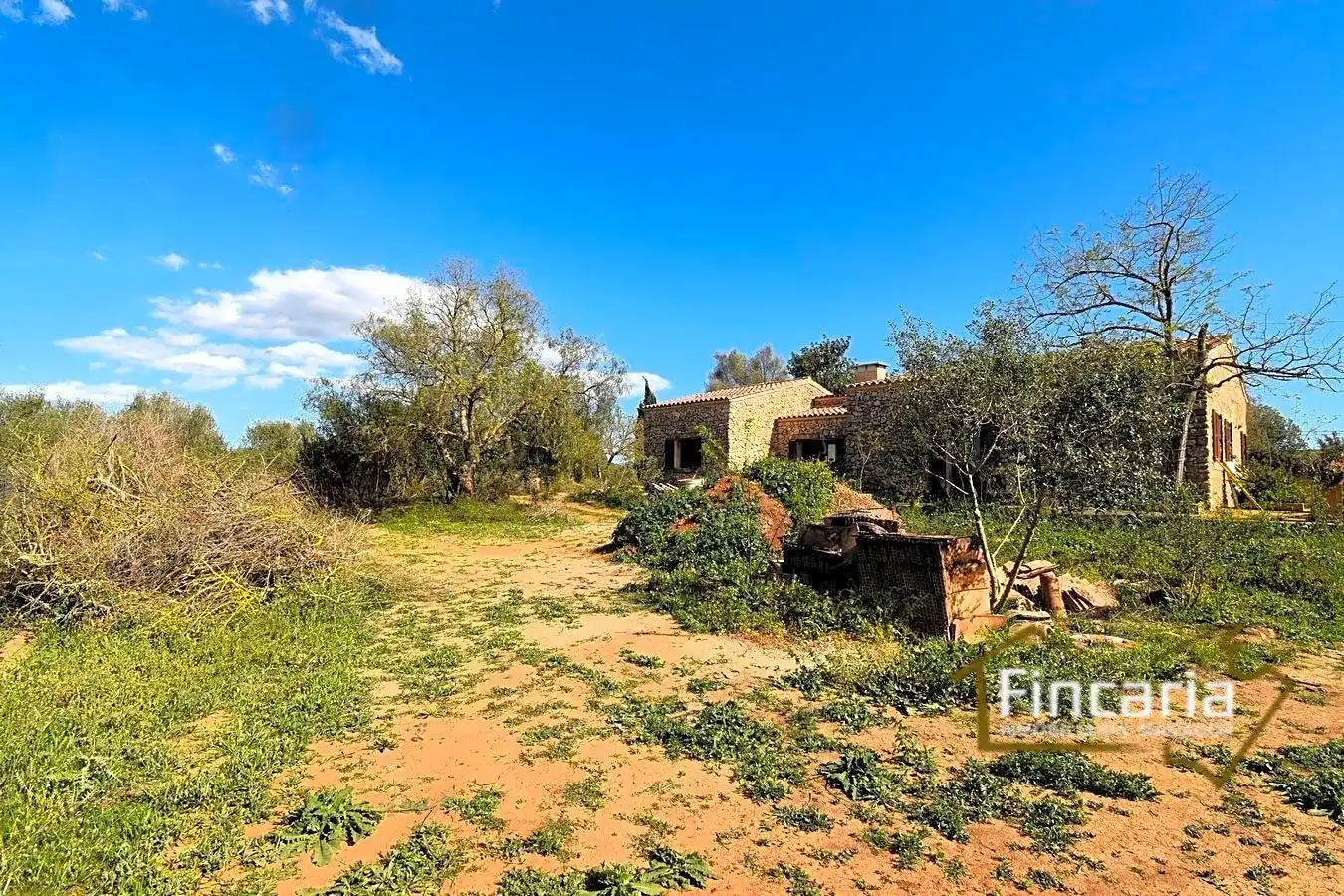 Country homes for sale in Manacor  with Air Conditioner, Heating and Private garden