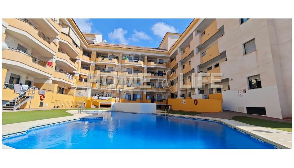 Foto 1 de Apartament en venda a Zona Centro Comercial Torrequebrada, Málaga