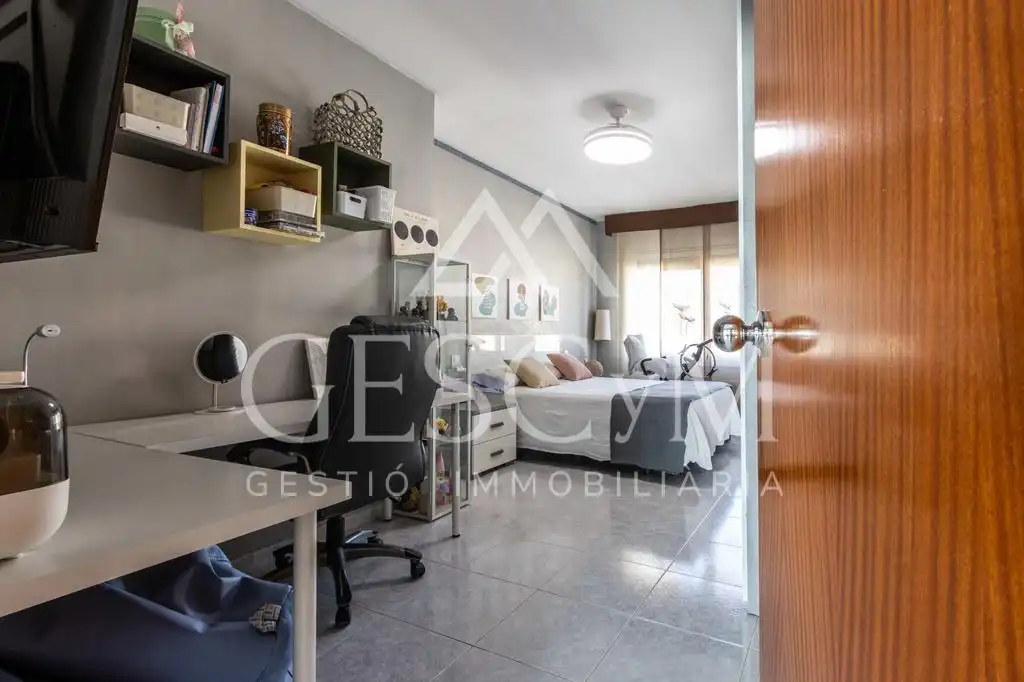 Àtic amb ascensor en venda a Santa Perpètua de Mogoda, imagen 17