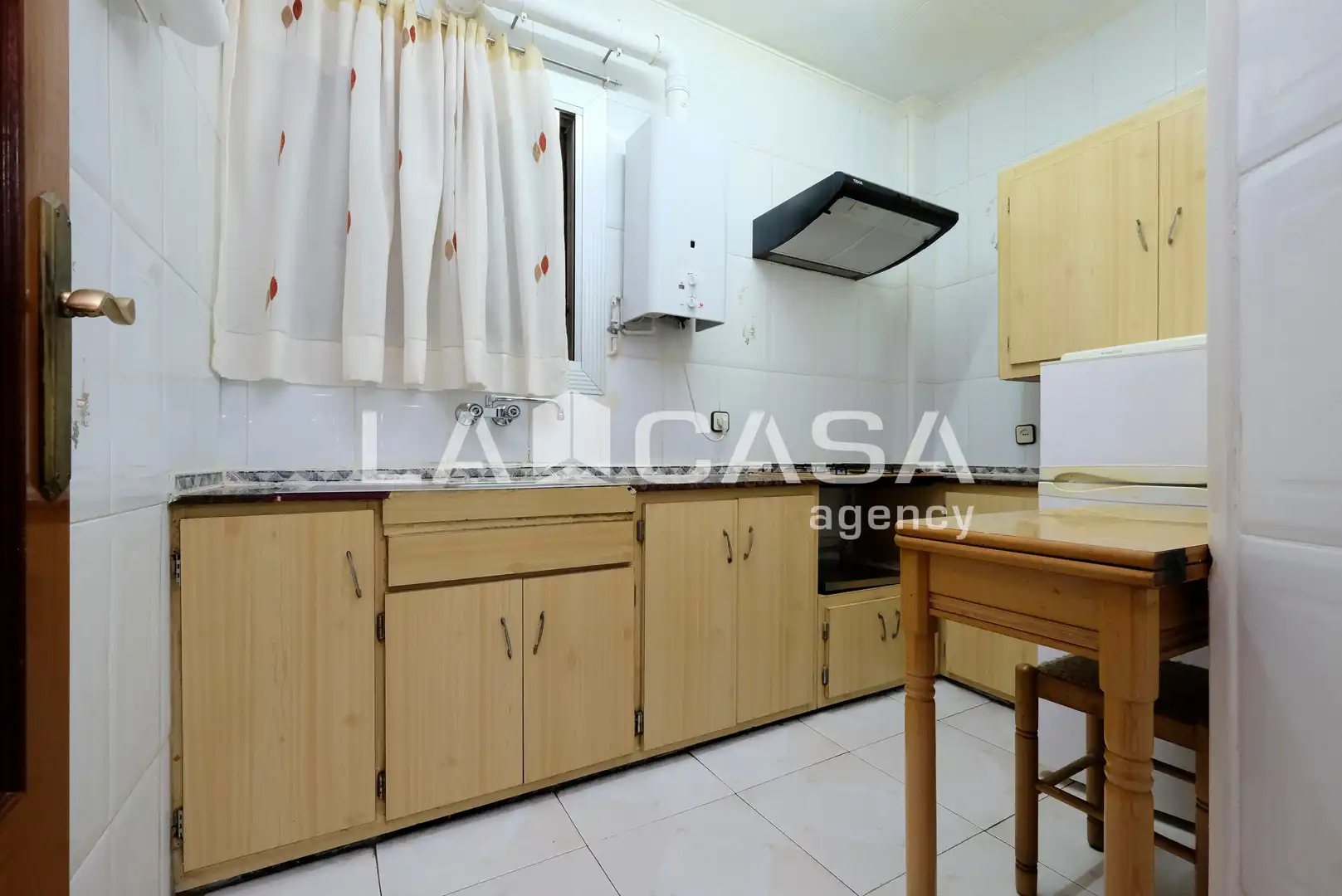 Bajo en venta en Carrer de Cartellà, imagen 11