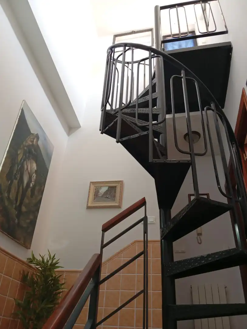 Einfamilien-Reihenhaus zum Verkauf in Granada mit Heizung, Parkett und Terrasse