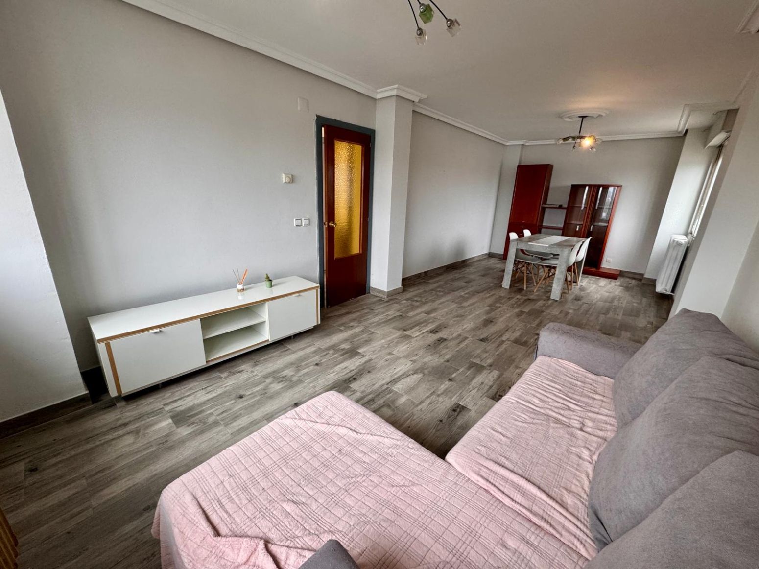 Sala d'estar de Pis en venda en Villamuriel de Cerrato amb Calefacció, Jardí privat i Balcó