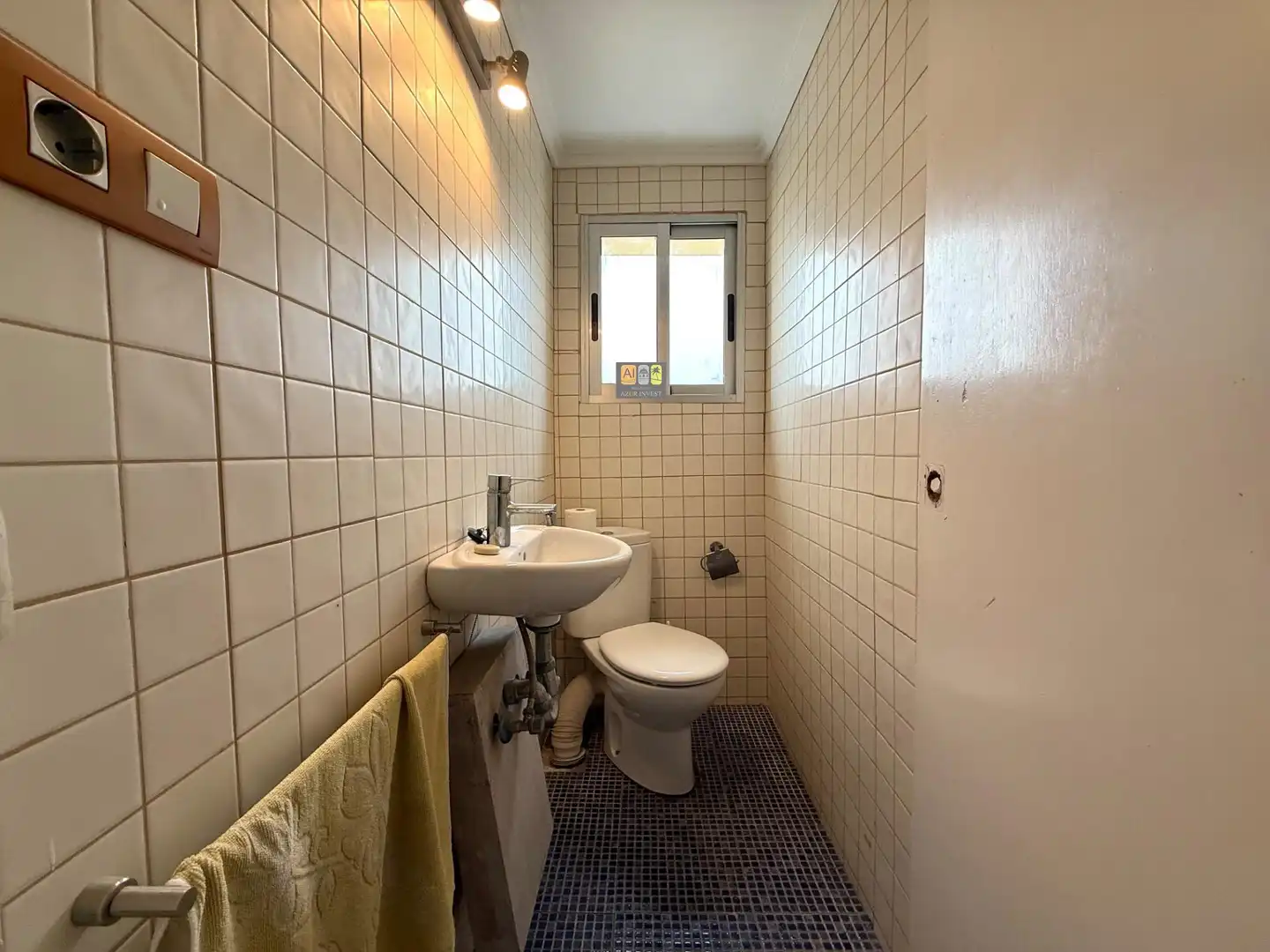 Bathroom of Apartments for sale in Benidorm  with Terrace and Furnished