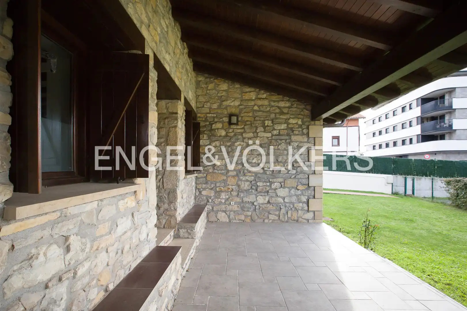 Detached homes for sale in Eguzkitza Bidea, Berango