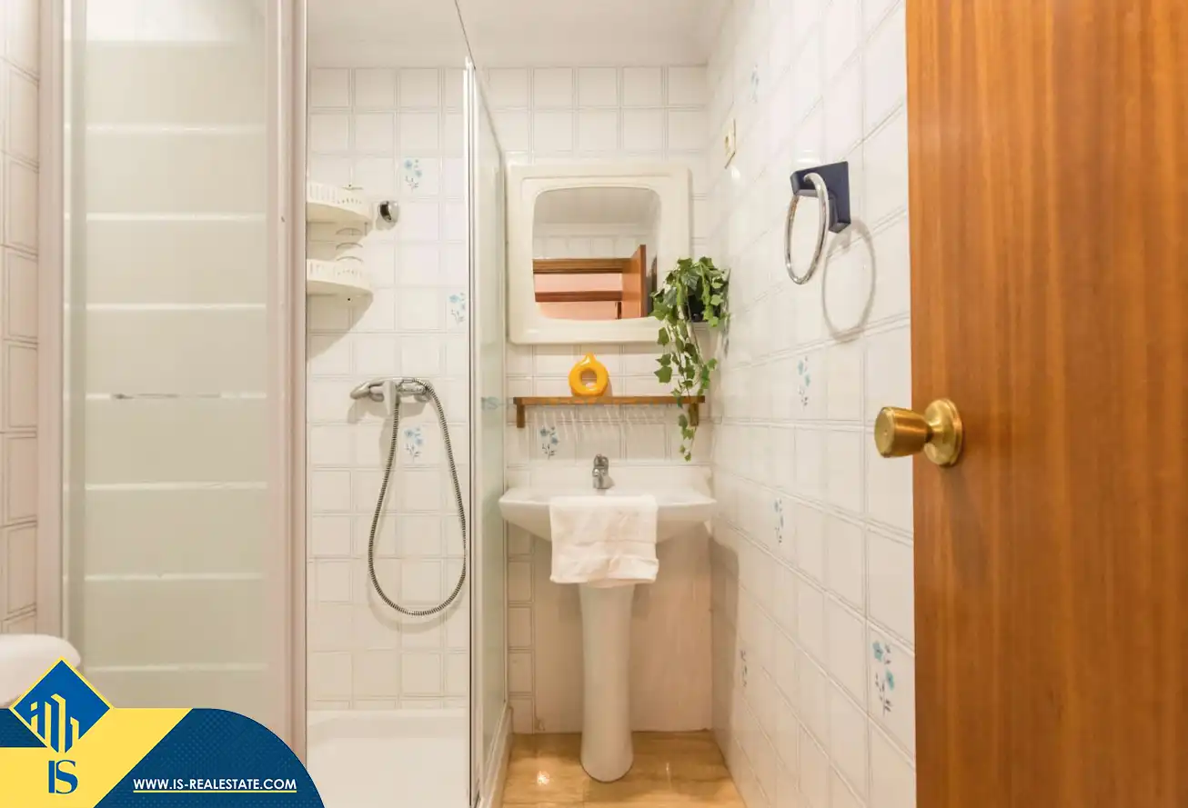 Baño de Apartamento en venta en San Pedro del Pinatar con Aire acondicionado, Calefacción y Terraza