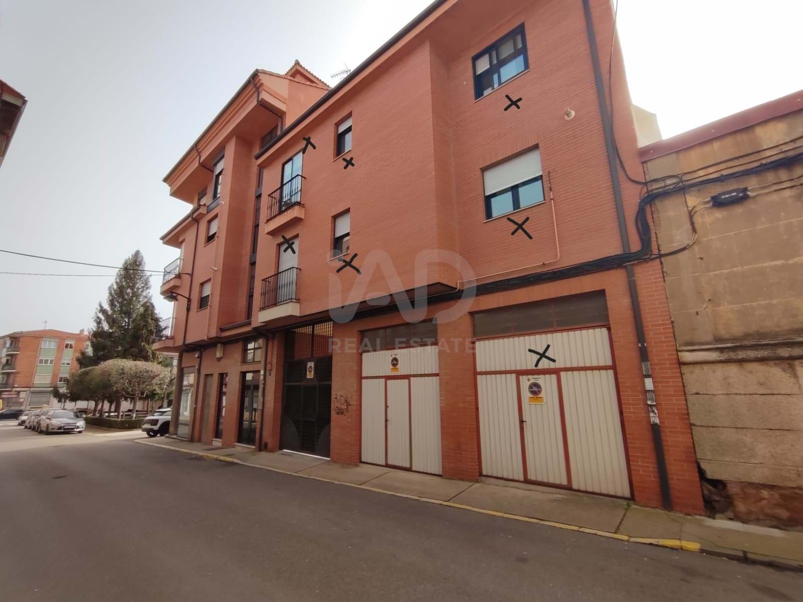 Exterior view of Duplex for sale in Astorga  with Heating and Terrace