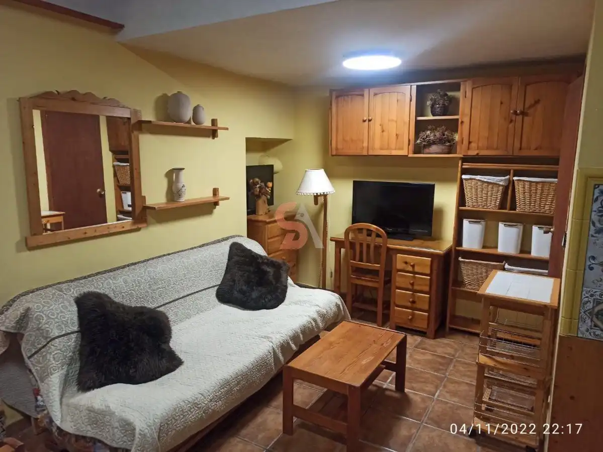 Living room of Flat for rent in Valladolid  with Heating and Furnished