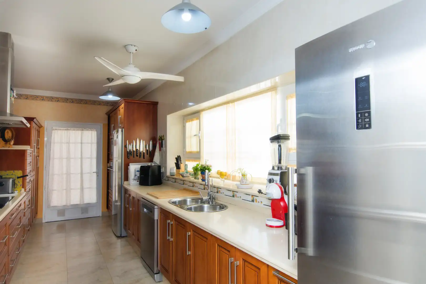 Cocina de Casa o chalet en venta en Carboneras con Aire acondicionado, Calefacción y Jardín privado
