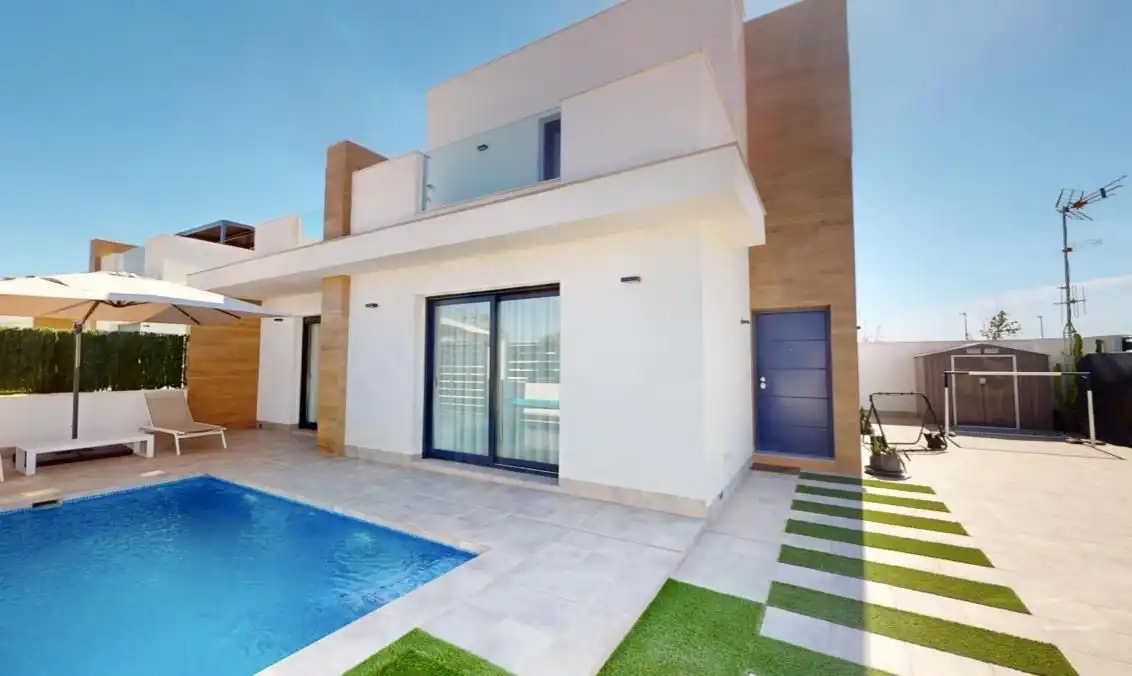 Casa con piscina in vendita a Roldán