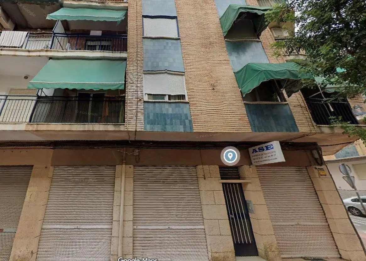 Flat for sale in Calle calderon de la barca 63, imagen 2
