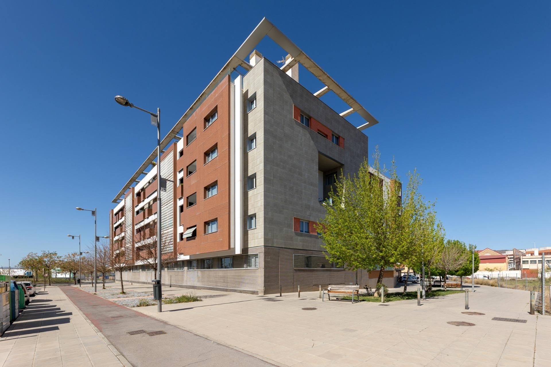 Exterior view of Apartment for sale in Armilla  with Air Conditioner, Furnished and Balcony