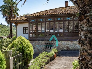 Casa amb jardí en venda a Lugar las Rozas