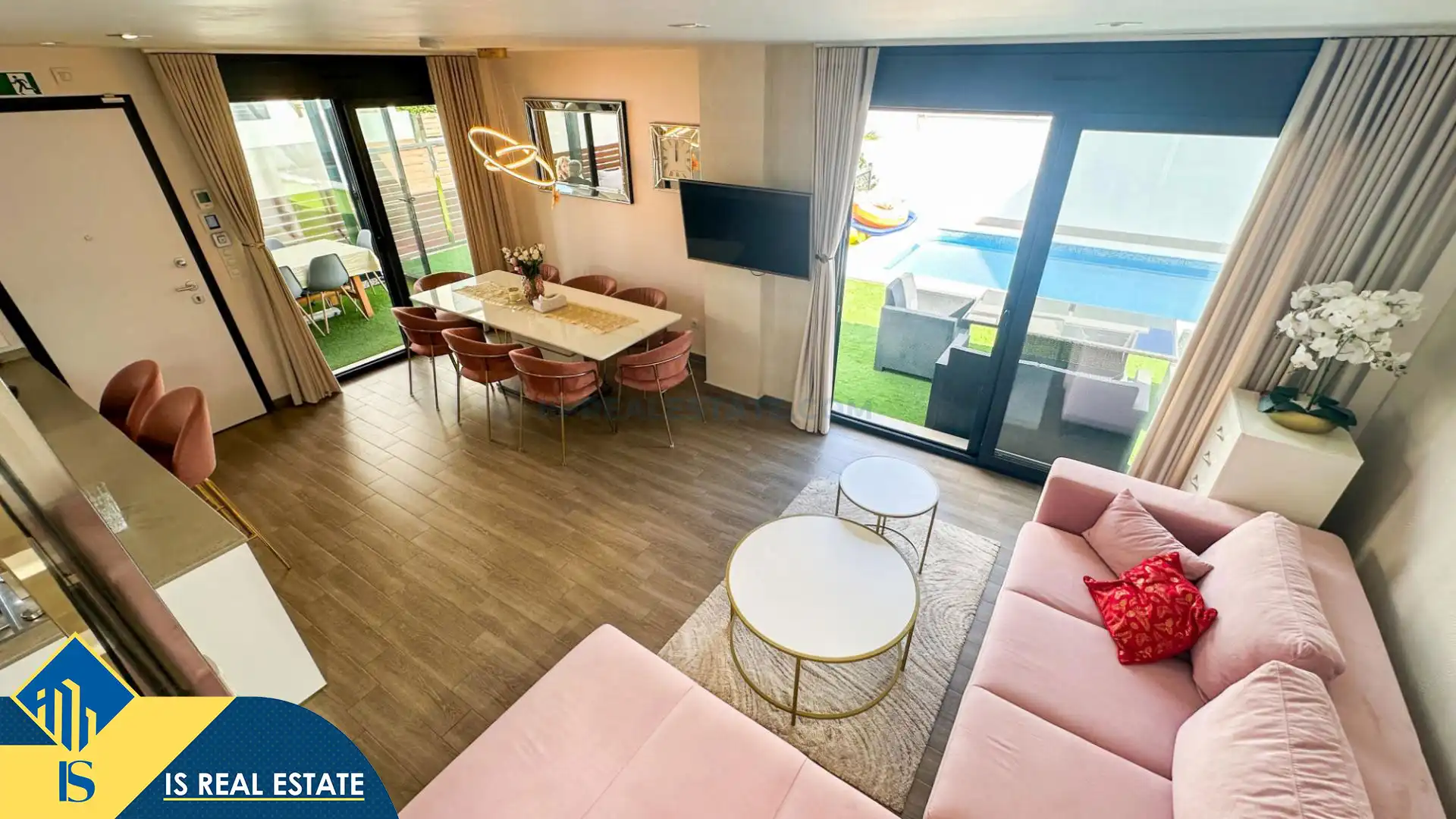 Villa con piscina in vendita a Playa de los Locos, imagen 5