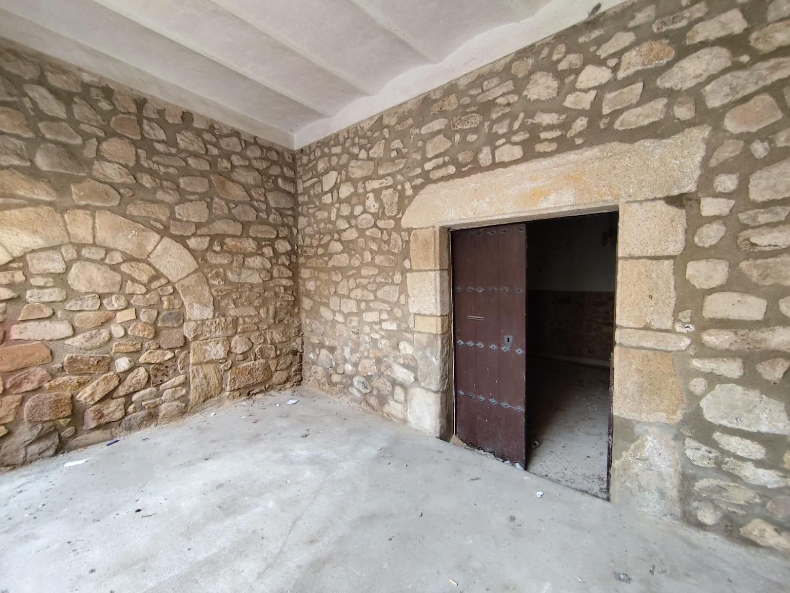 Building for sale in Trujillo