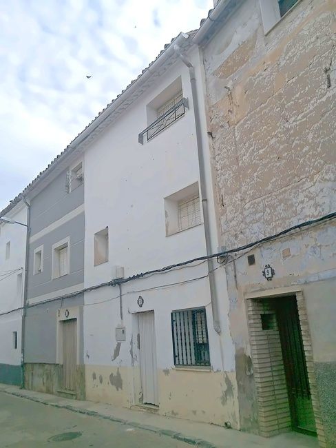 Vista exterior de Casa adosada en venda en Samper de Calanda