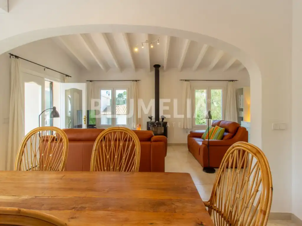 Sala d'estar de Casa o xalet en venda en Dénia amb Aire condicionat, Jardí privat i Piscina