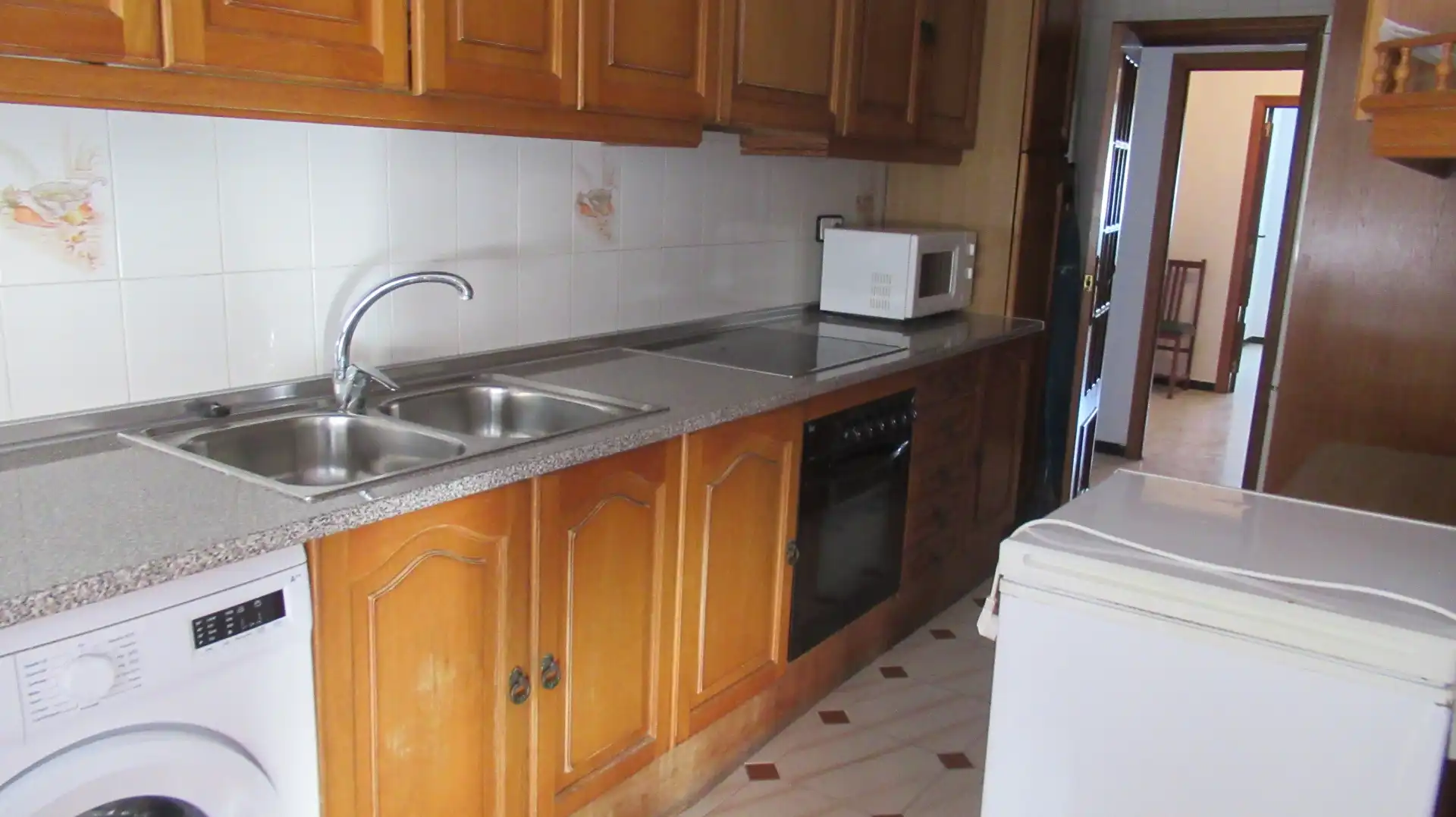 Kitchen of Flat for rent in Badajoz  with Furnished, Washing machine and Microwave