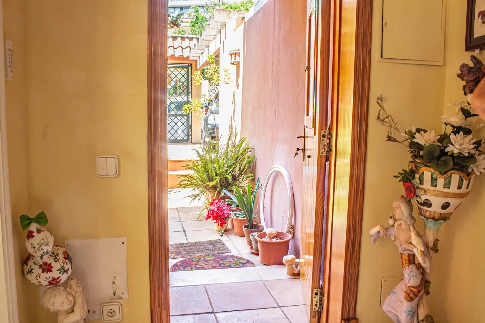 Einfamilien-Reihenhaus zum Verkauf in Calvià mit Klimaanlage, Heizung und Terrasse