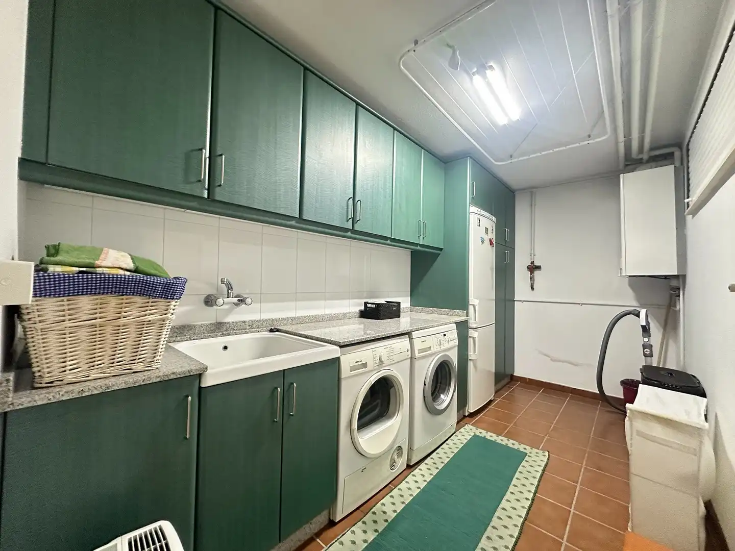 Cocina de Casa o chalet en venta en Santiago de Compostela  con Calefacción, Jardín privado y Parquet