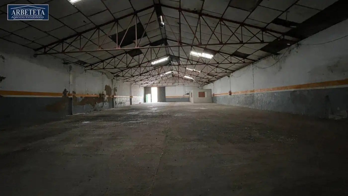 Fabrikhallen zum Verkauf in Brihuega