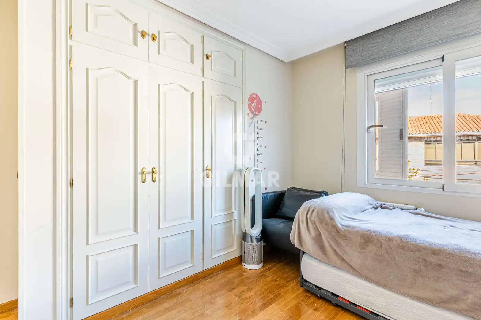Bedroom of Detached homes for sale in Pozuelo de Alarcón  with Heating, Private garden and Swimming Pool