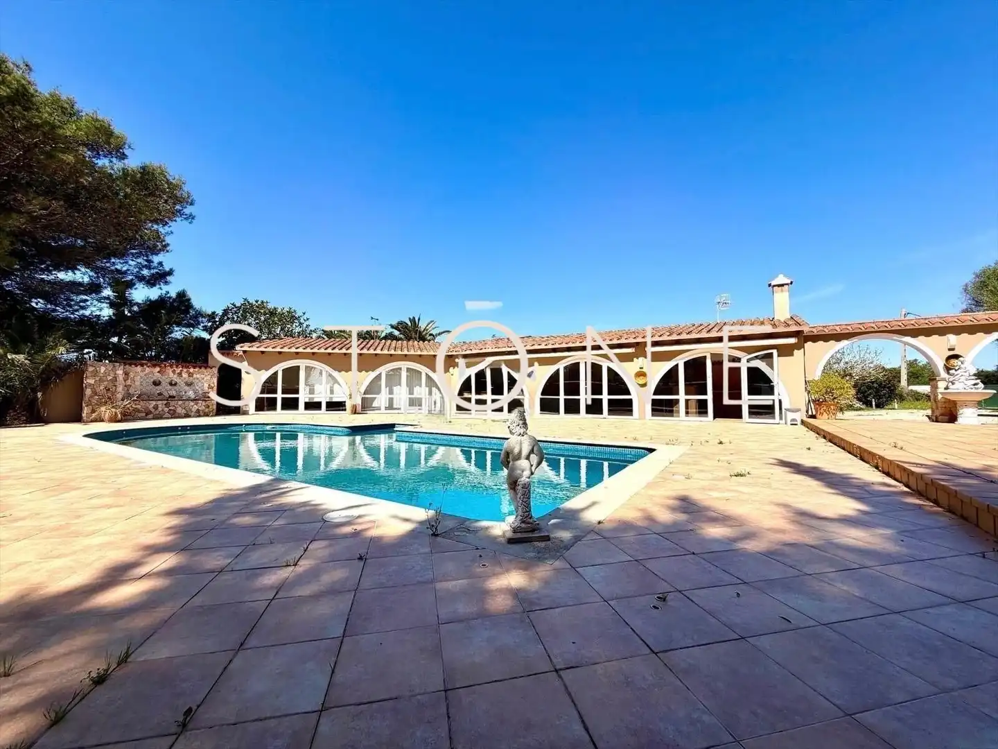 Chalet con terraza en venta en Cala Blanca, imagen 2