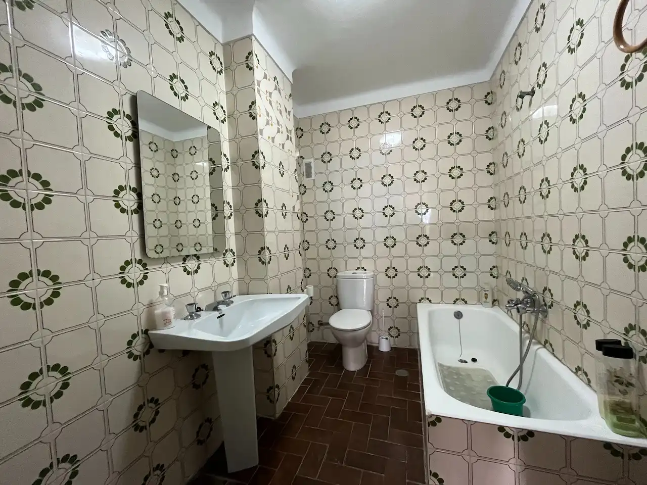 Bathroom of Flat for sale in Vélez-Málaga  with Terrace and Storage room