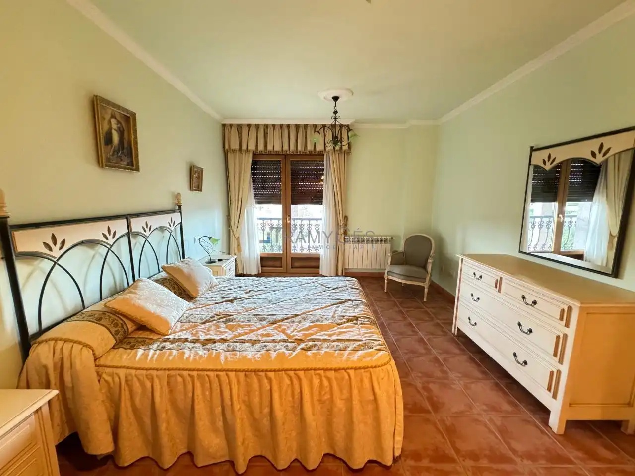 Habitación de Casa o chalet en venta en Vilagarcía de Arousa con Calefacción, Jardín privado y Terraza