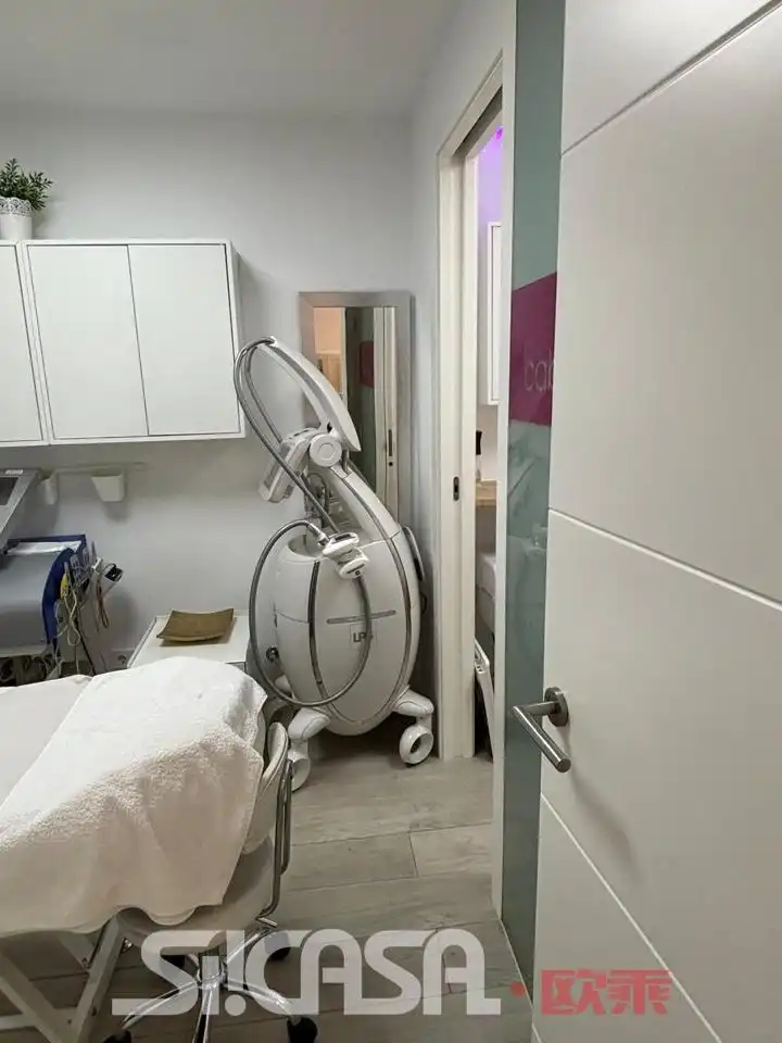 Schlafzimmer von Geschaftsraum zum Verkauf in Leganés mit Klimaanlage