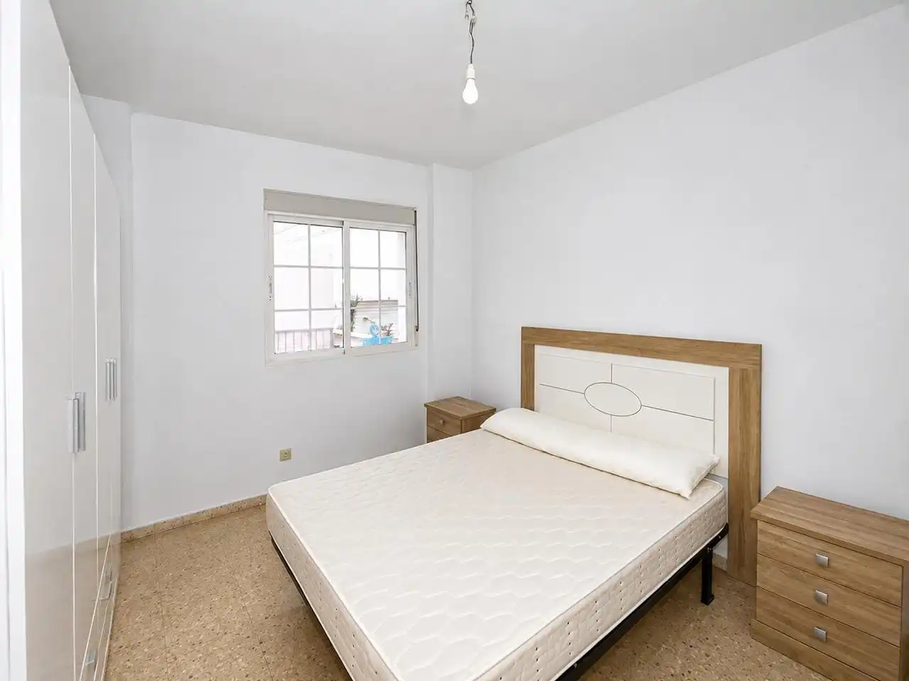 Schlafzimmer von Erdgeschoss zum Verkauf in Mérida mit Terrasse