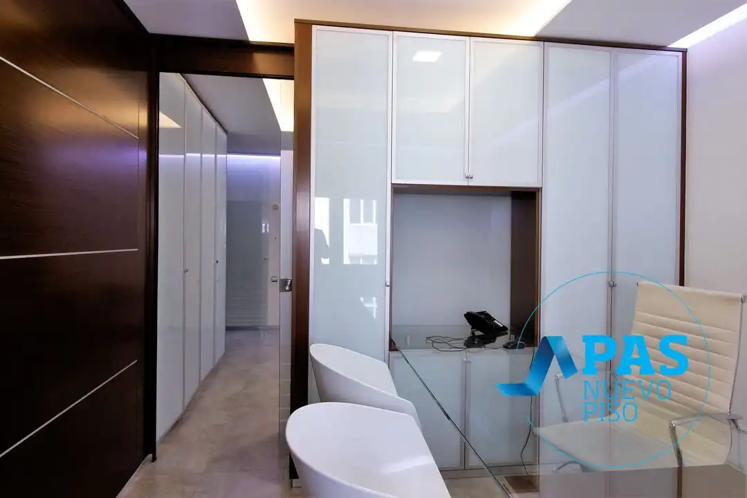 Piso en venta en Calle Lealtad, Centro - Ayuntamiento