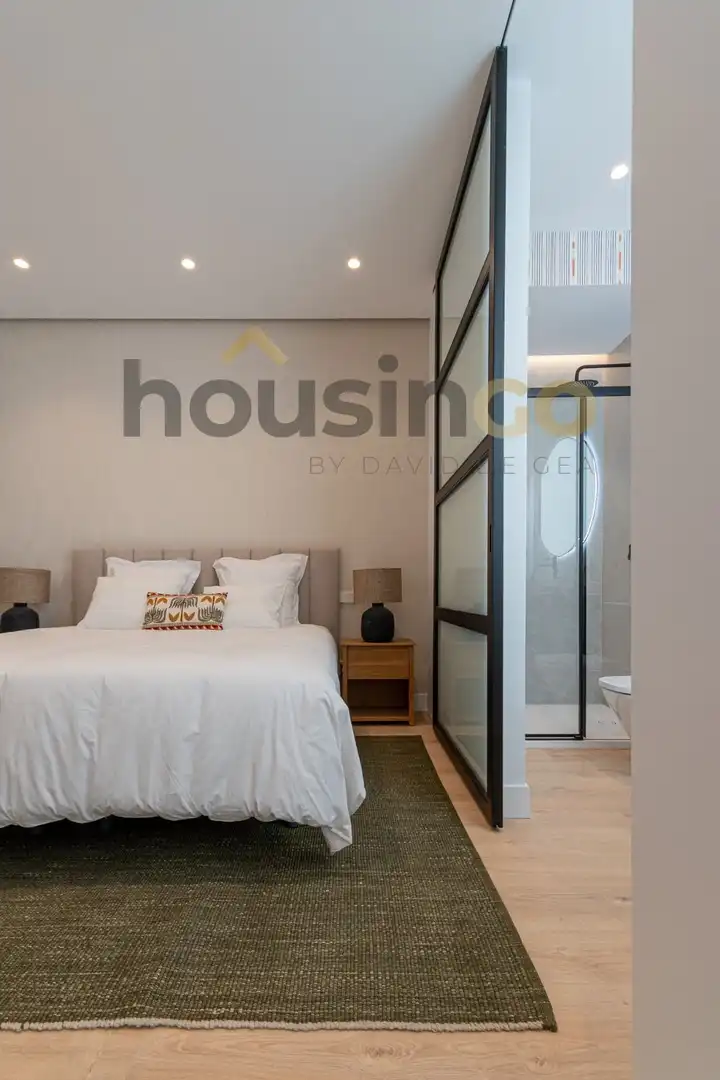 Schlafzimmer von Wohnung zum Verkauf in Madrid mit Klimaanlage, Heizung und Möbliert