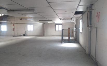 Industrial buildings for sale in Fuente del Jarro