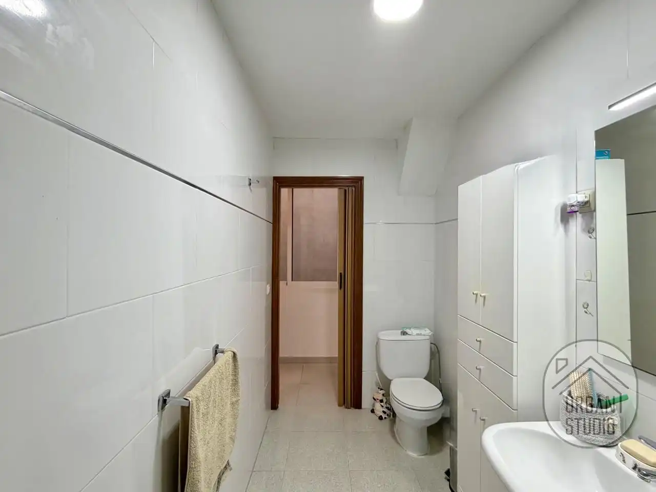 Baño de Piso en venta en Alicante / Alacant con Aire acondicionado, Amueblado y Balcón