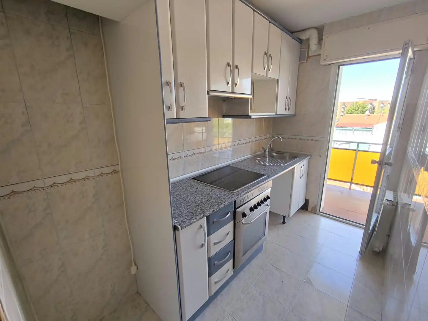 Kitchen of Flat for sale in Torrejón de Ardoz  with Heating and Terrace