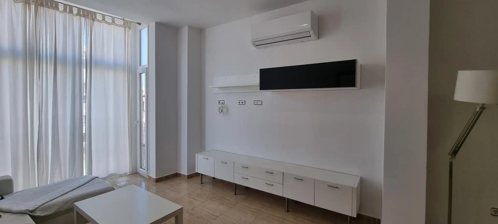 Sala de estar de Apartamento en venta en Cartagena con Aire acondicionado, Calefacción y Amueblado