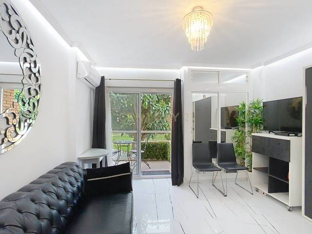 Estudio en Venta en AV GAMONAL 6 EDF. IRIS BENALMADENA (MÁLAGA), iris en Parque de la Paloma