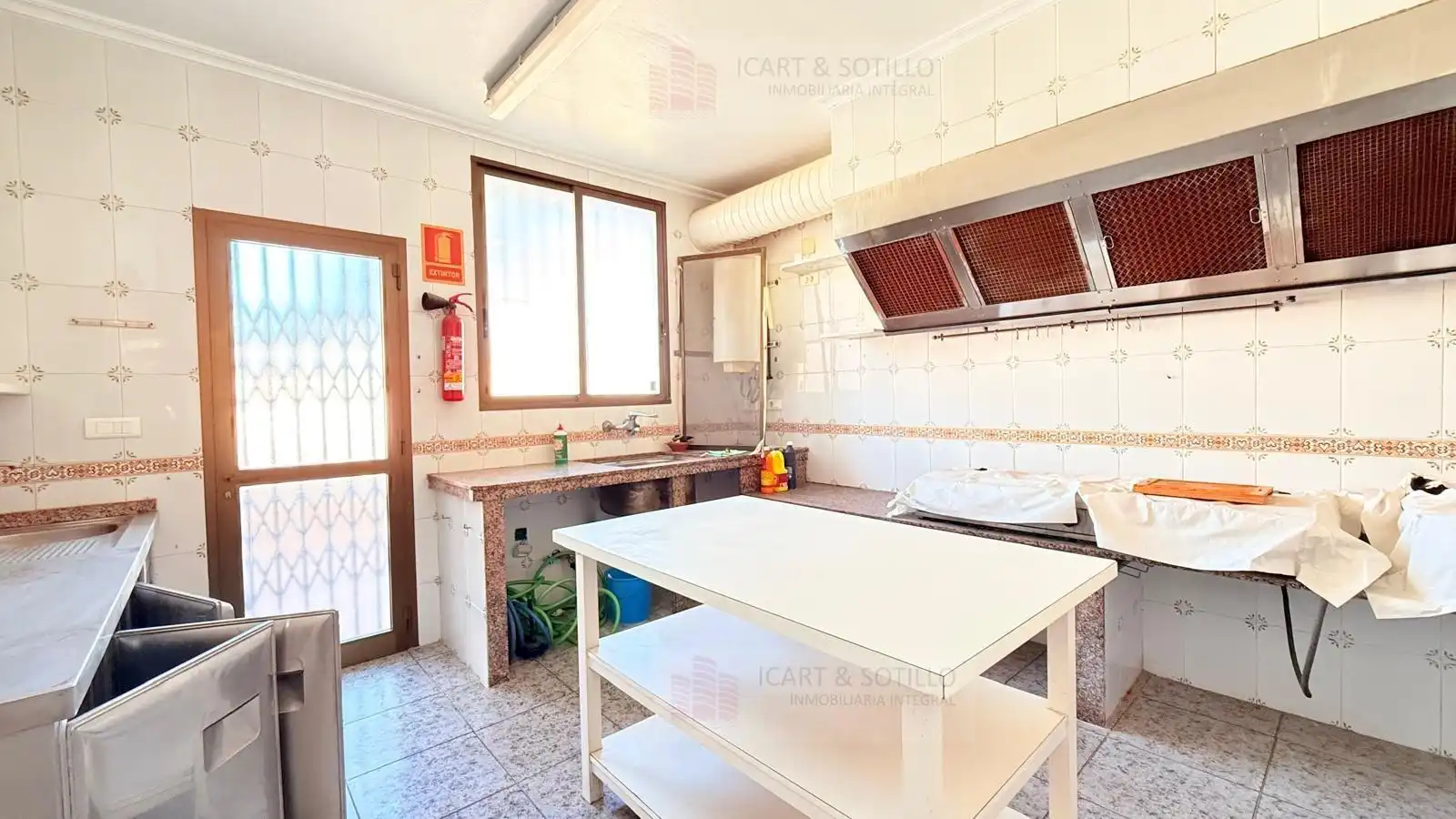 Cuina de Local en venda en Peñíscola / Peníscola amb Terrassa