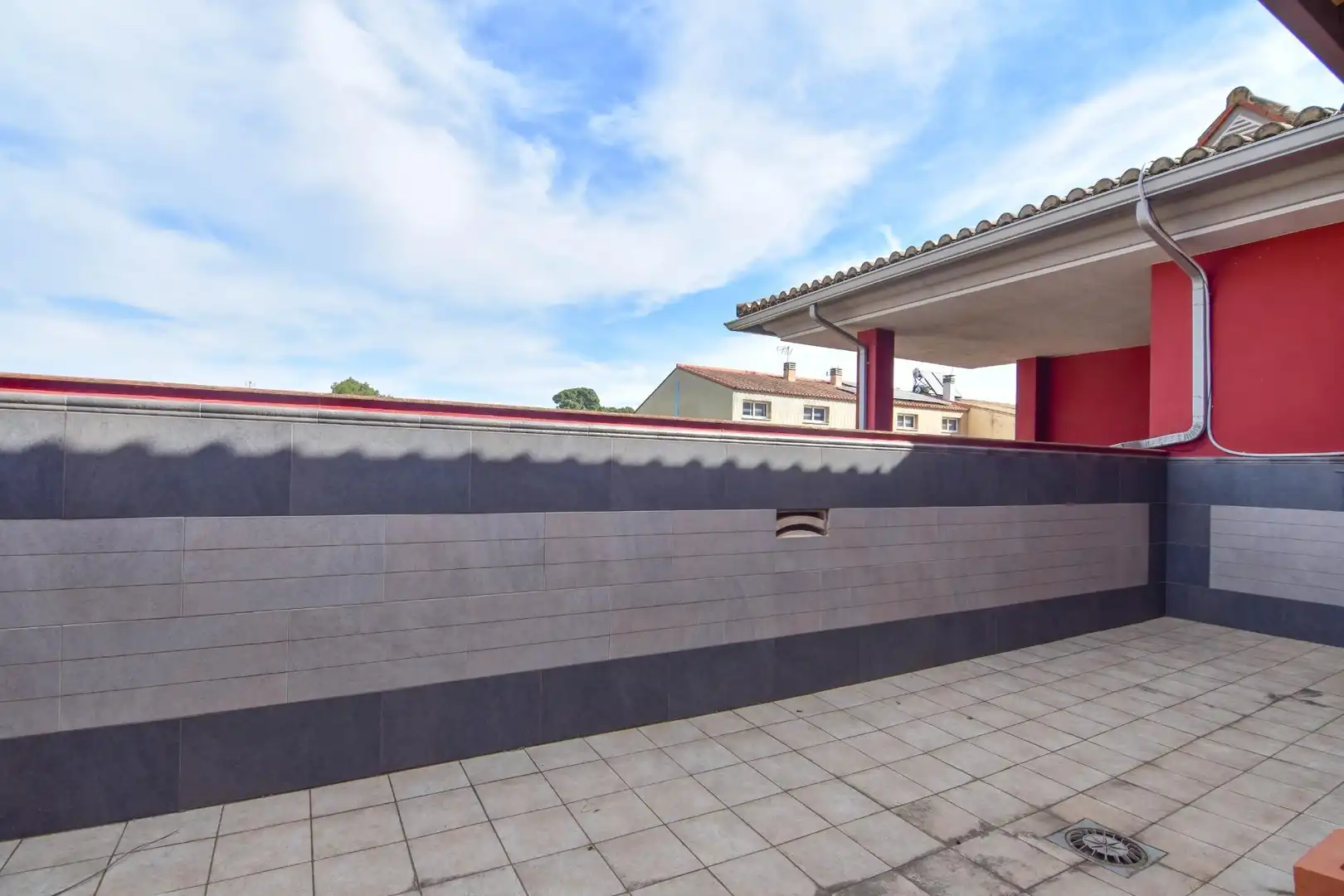 Vista exterior de Casa o chalet en venta en Canals con Aire acondicionado, Calefacción y Terraza