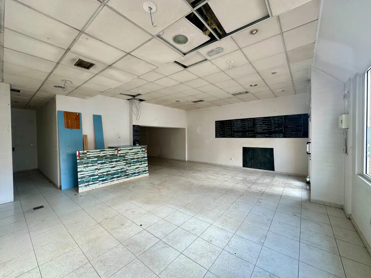 Local comercial en alquiler en Cuatro Vientos, imagen 6