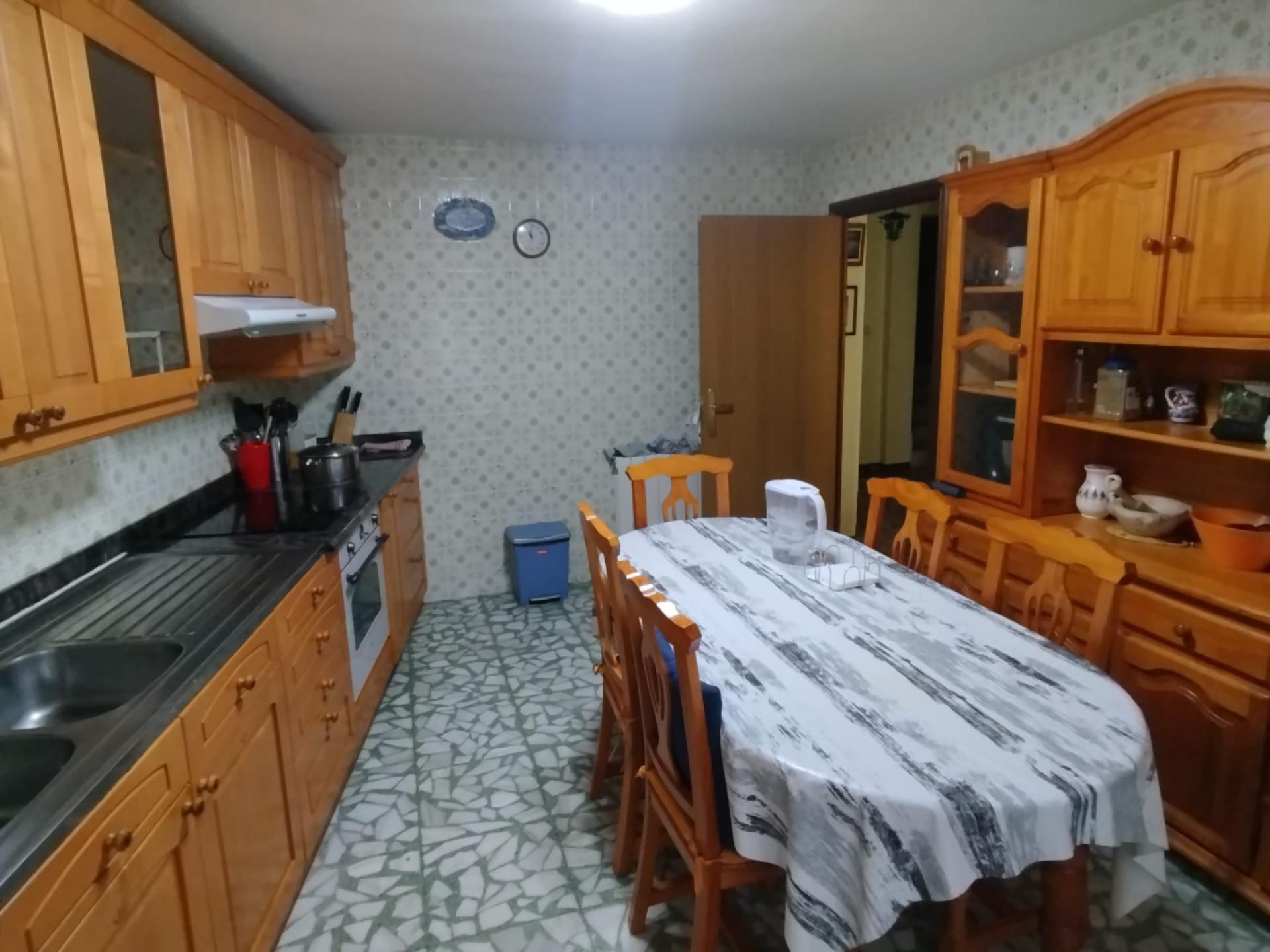 Kitchen of Single-family semi-detached for sale in Isar  with Furnished